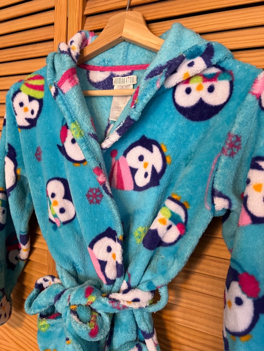 💚 3 for $15💚Kumar Kids Distressed Hooded Robe Penguin print Kids size S (7/8) - Picture 2 of 16